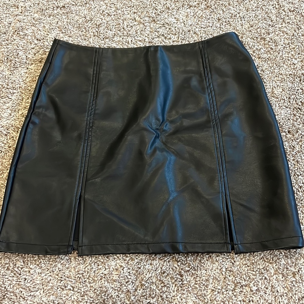 Leather skirt